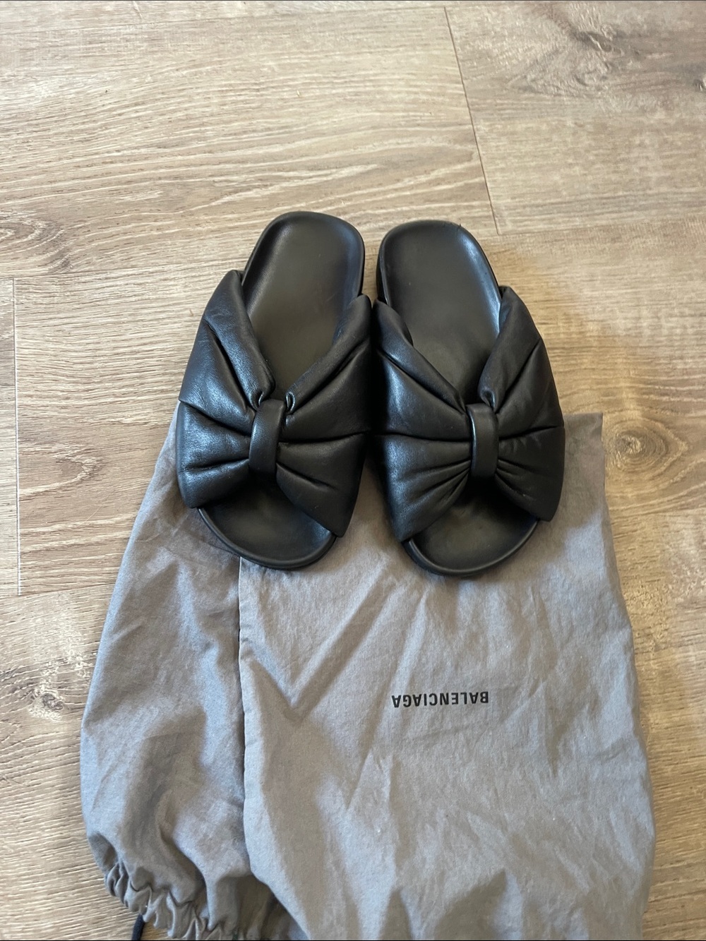 Balenciaga Black Leather Drapy Flat Slide Size 37 excellent condition - Picture 1 of 15